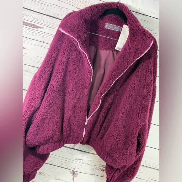 Kimchi Blue Jackets & Blazers - Kimchi Blue Urban Outfitters Faux Sherpa Wine Colored Teddy Jacket in Size XL